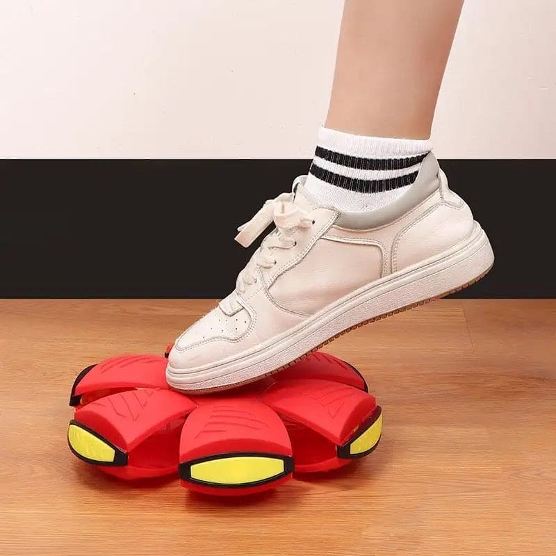 Magic Flying Saucer Ball, Outdoor Flat Throw Disc Ball, Foot Pressure Decompression Vent Ball, UFO Saucer Deformed Ball, Elastic Flying Saucer Toy for Kids, Frisbee Ball Dog Toy, Kids Playing Stomp Ball