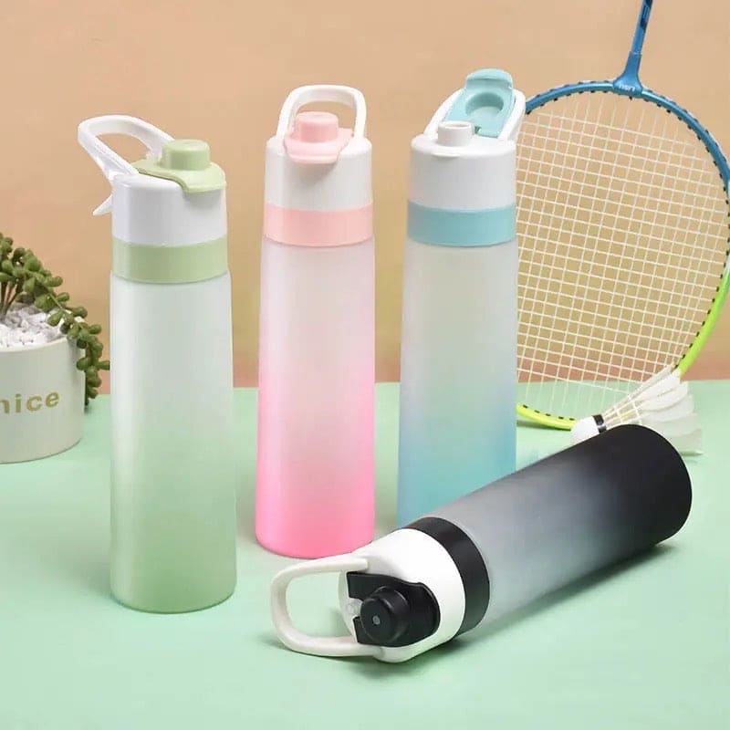 Spray Water Bottle, 700ml Fashion Cute Drinking Cup, Large Capacity Misting Water Bottle, Gradient Drinkware Travel Bottle, Outdoor Sport Fitness Water Cup