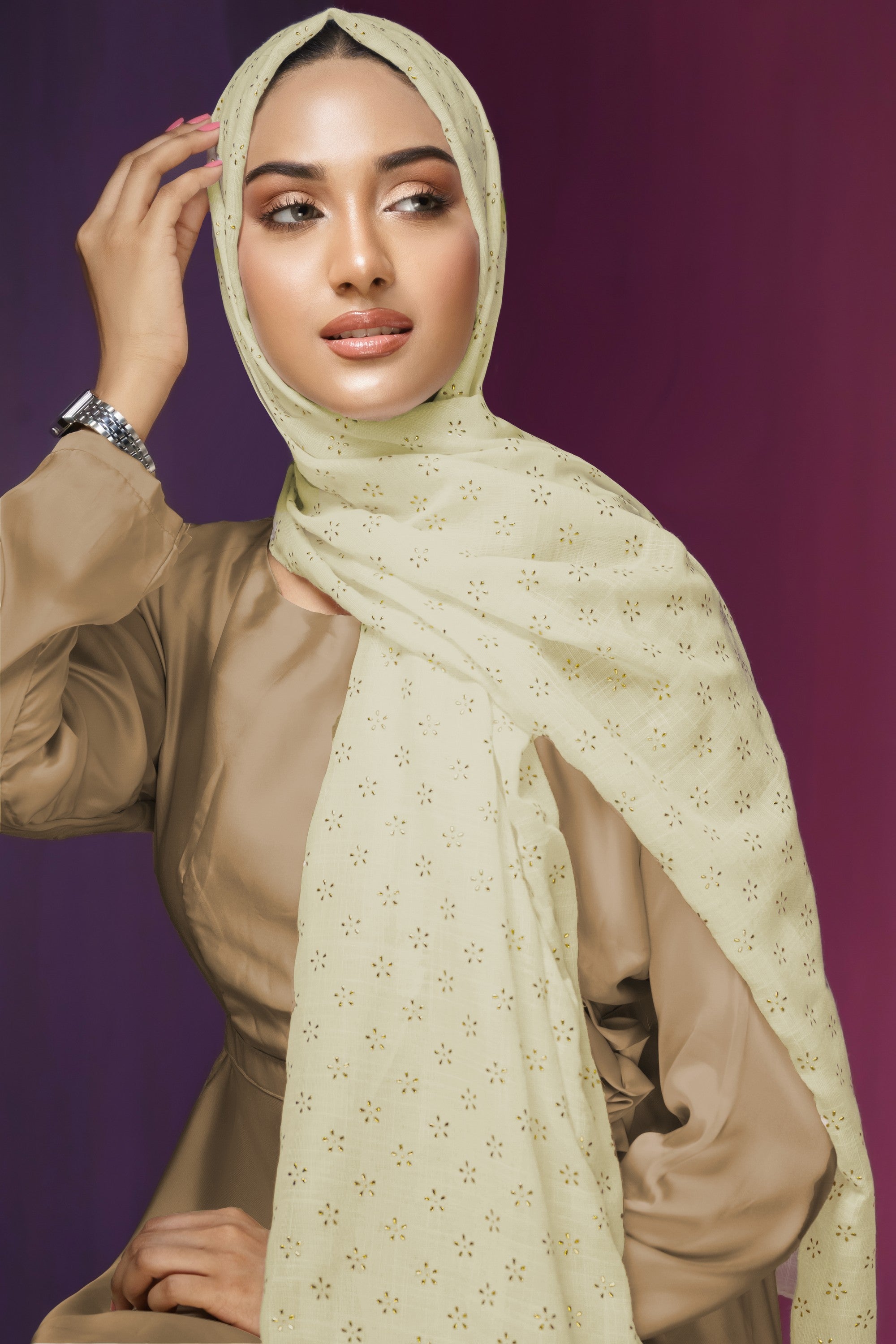 Gold Star Lawn - Cream