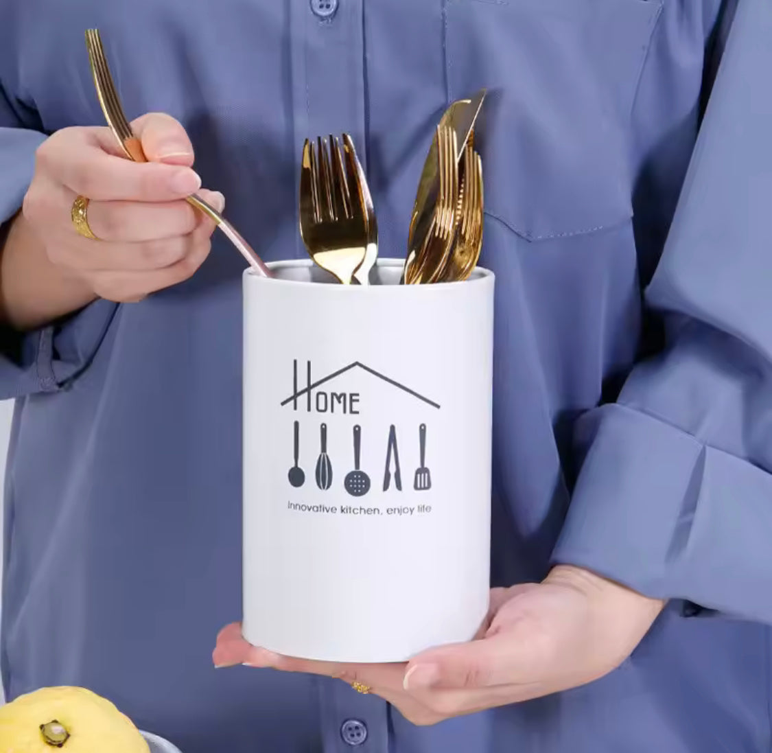 Metal Design Chopstick Holder, Creative Kitchen Tableware Spoon Holder, Chopstick Storage Barrel