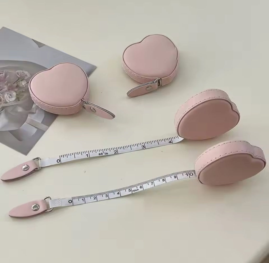 Cute Heart Shape Measuring Tape, Portable Soft Leather Measuring Tape, Mini Ruler for Body Measuring Tool