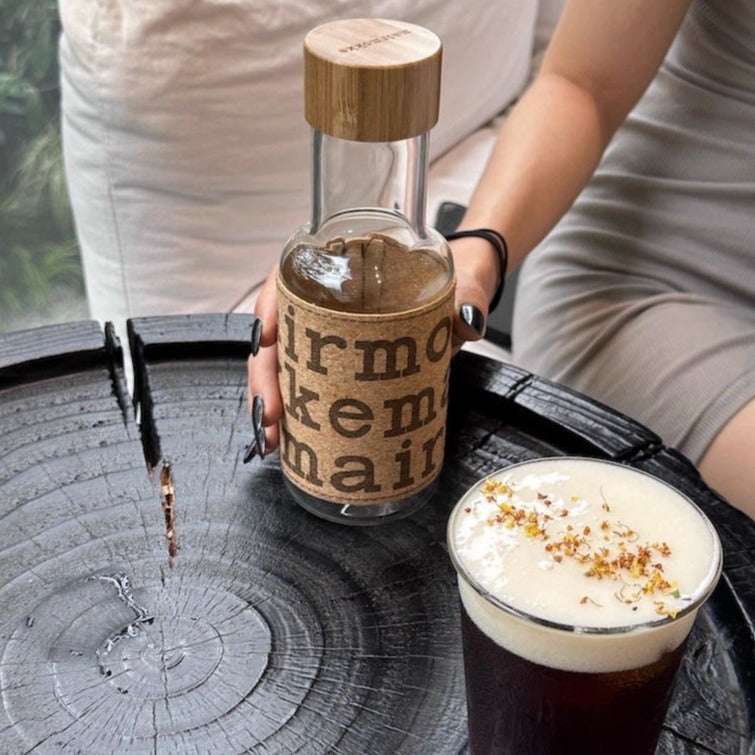 Leather Sticker Water Bottle, Marimekko Oiva Drinking Bottle, 450ml Retro Glass High-value Coffee Bottle, High Temperature Resistant Portable Water Glass Bottle