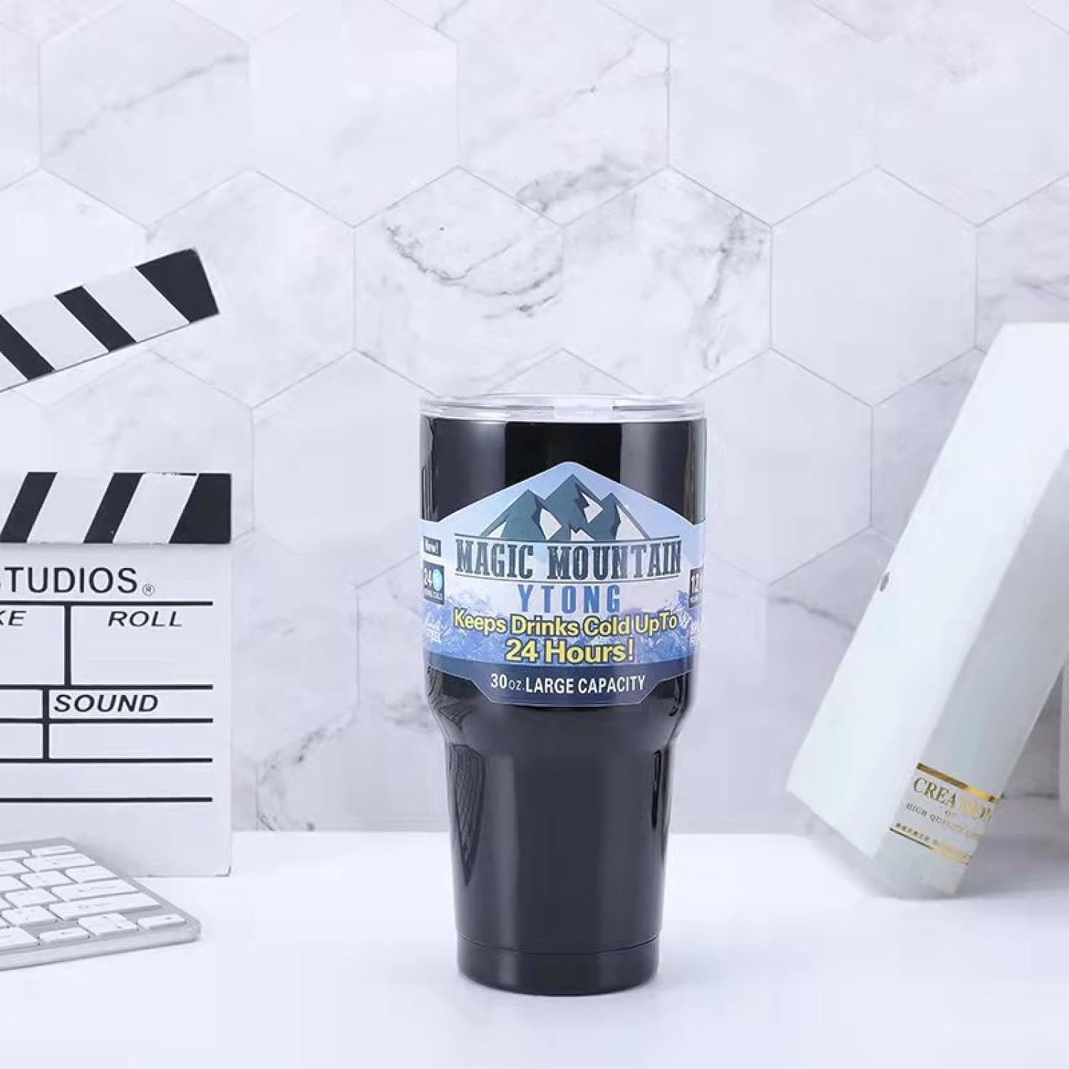 Stainless Steel Tumbler With Magnetic Lid