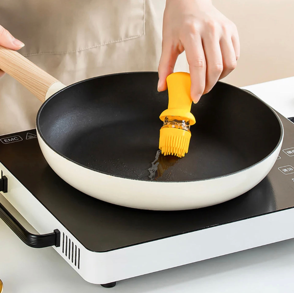 500ml Oil Dispenser Bottle With Brush, Cooking Seasoning Oil Bottle, Multifunctional Oil Bottle With Barbeque Brush