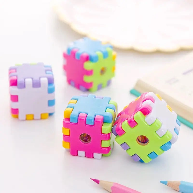 Cube Pencil Sharpener, Creative Lovely Puzzle Shape Pencil Roller, Pencil Cutting Machine, Single Holes Pencil Sharpener