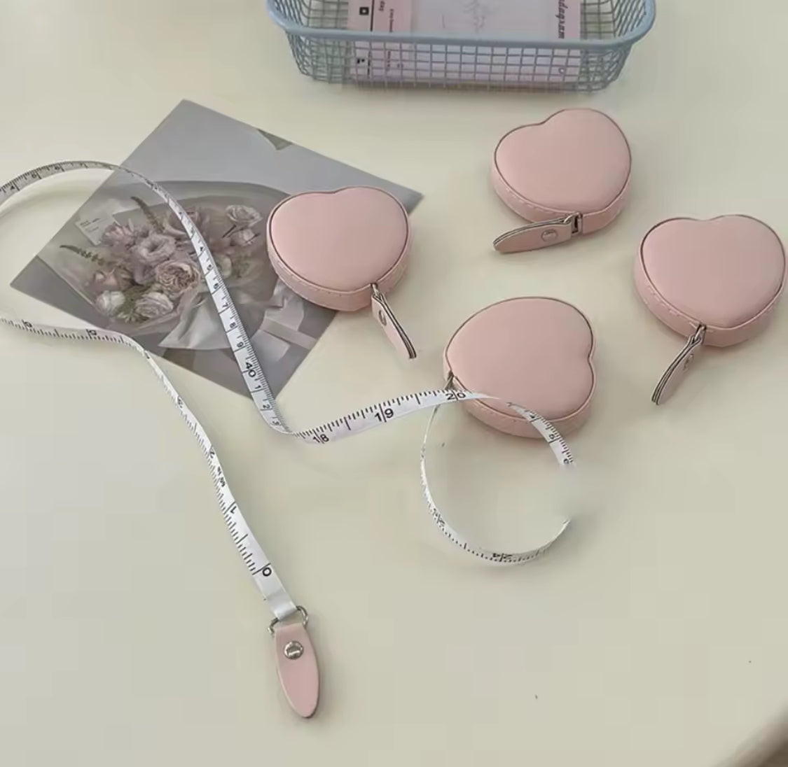 Cute Heart Shape Measuring Tape, Portable Soft Leather Measuring Tape, Mini Ruler for Body Measuring Tool