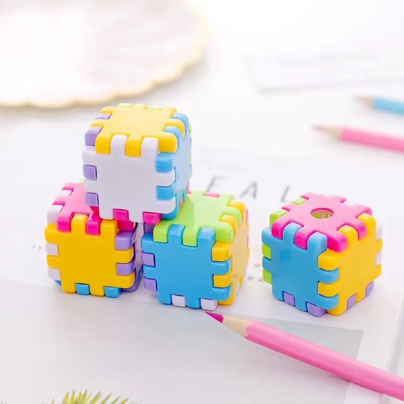 Cube Pencil Sharpener, Creative Lovely Puzzle Shape Pencil Roller, Pencil Cutting Machine, Single Holes Pencil Sharpener