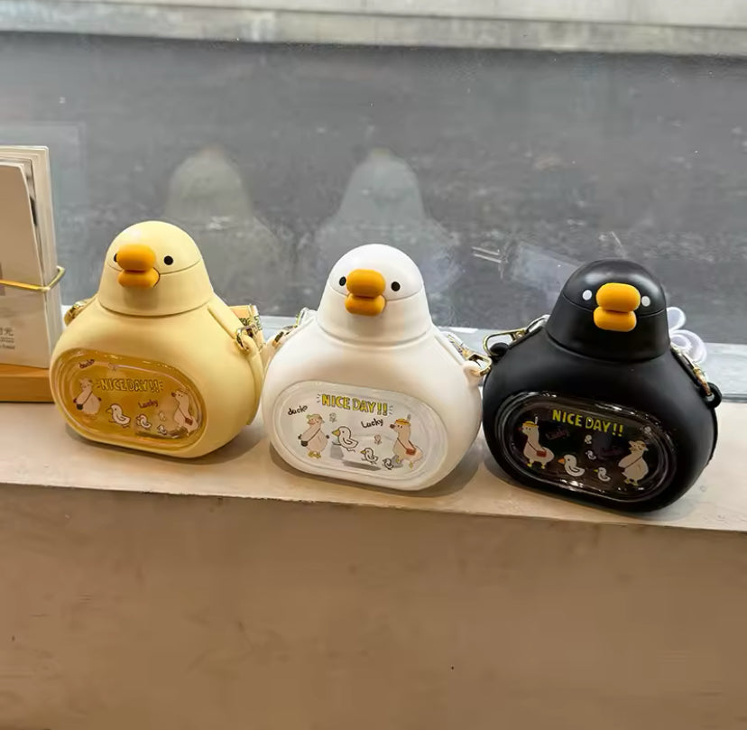 650ML Kawaii Kids Water Bottle, Large Capacity Plastic Straw Drinking Cup, Kids Water Bottle