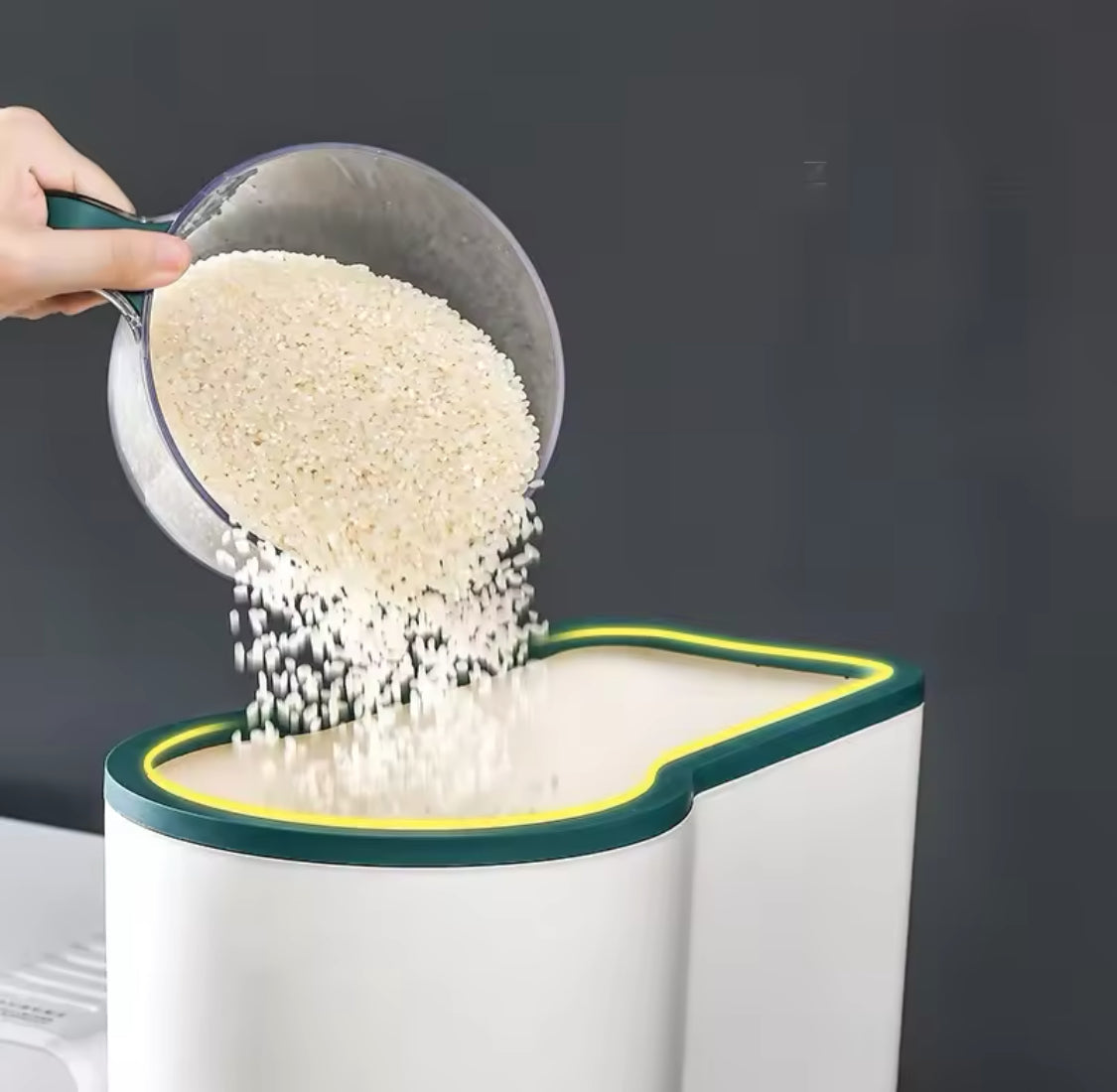 Insect Proof Press Type Cereal Dispenser, Rice Storage Box, Moisture Proof Rice Storage Container