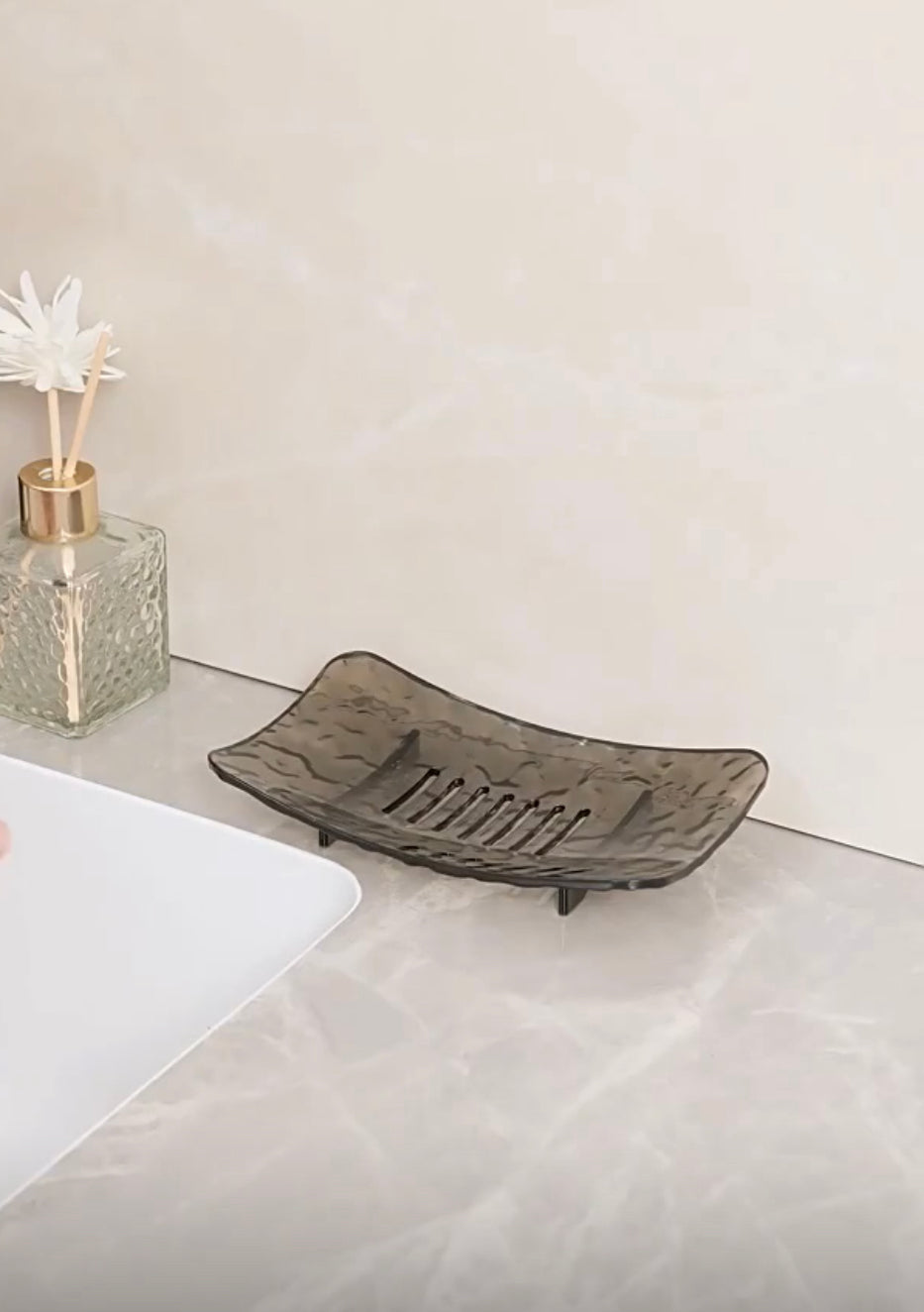 Non Slip Base Soap Tray, Water Draining Soap Holder, Self Emptying Soap Dish