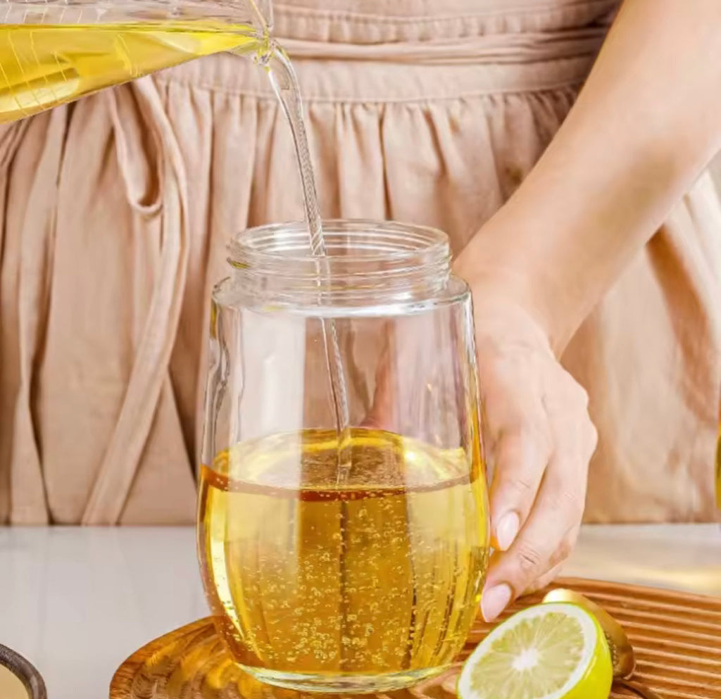 Rabbit Shaped Oil Dispenser Bottle, Vinegar Soy Sauce Spray Pour Oil Container, Home Barbecue Air Fryer Glass Baking Oil Kettle, Glass Container with Decorative Design For Cooking Oil