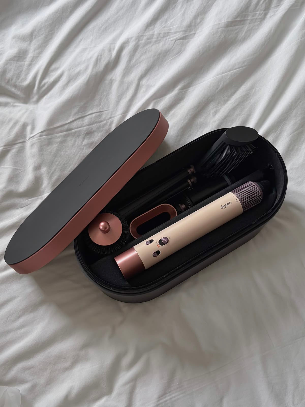 Dyson Airwrap i.d.™ Multi-Styler and Dryer – Straight+Wavy