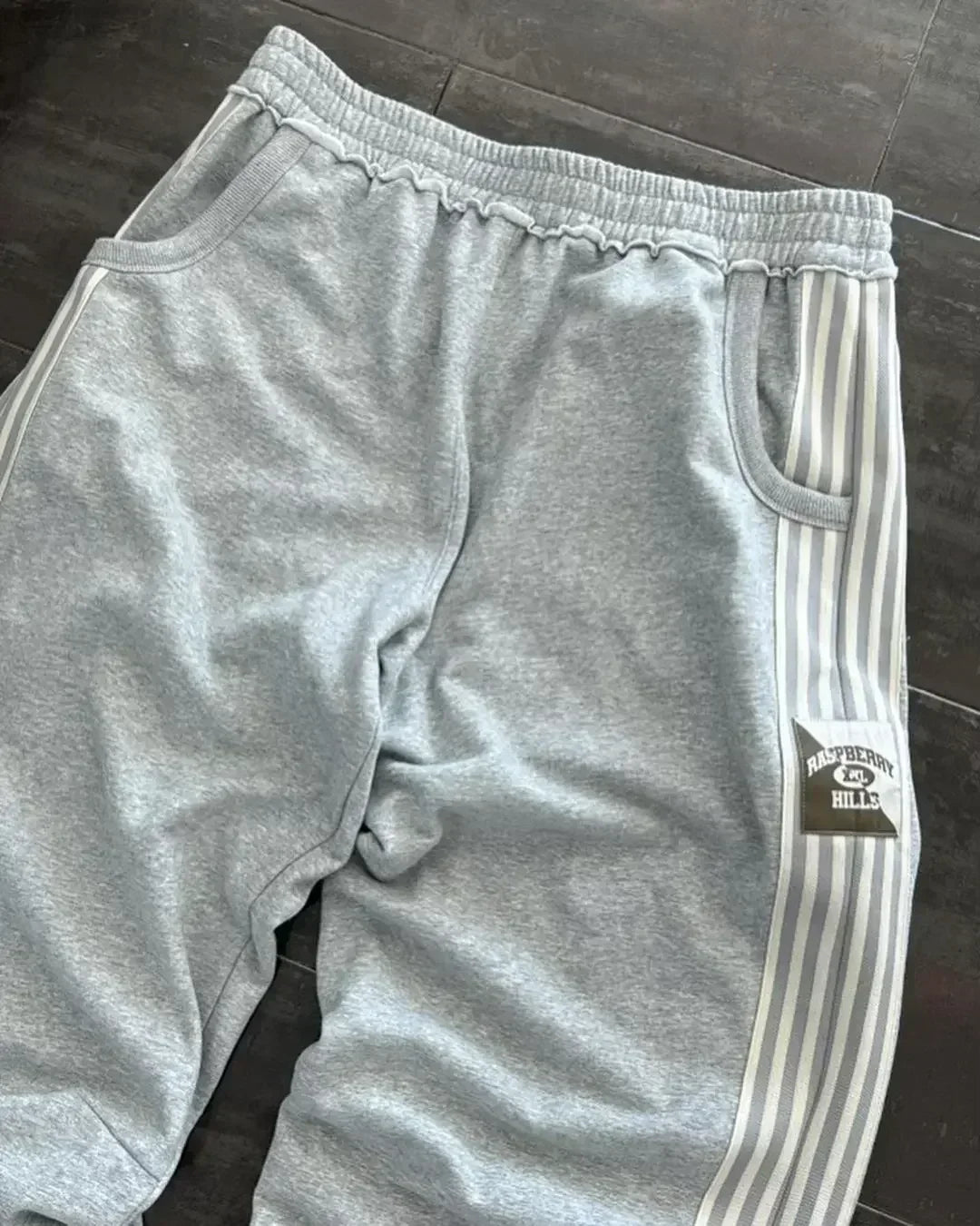 Korea's new simple striped loose casual pants.