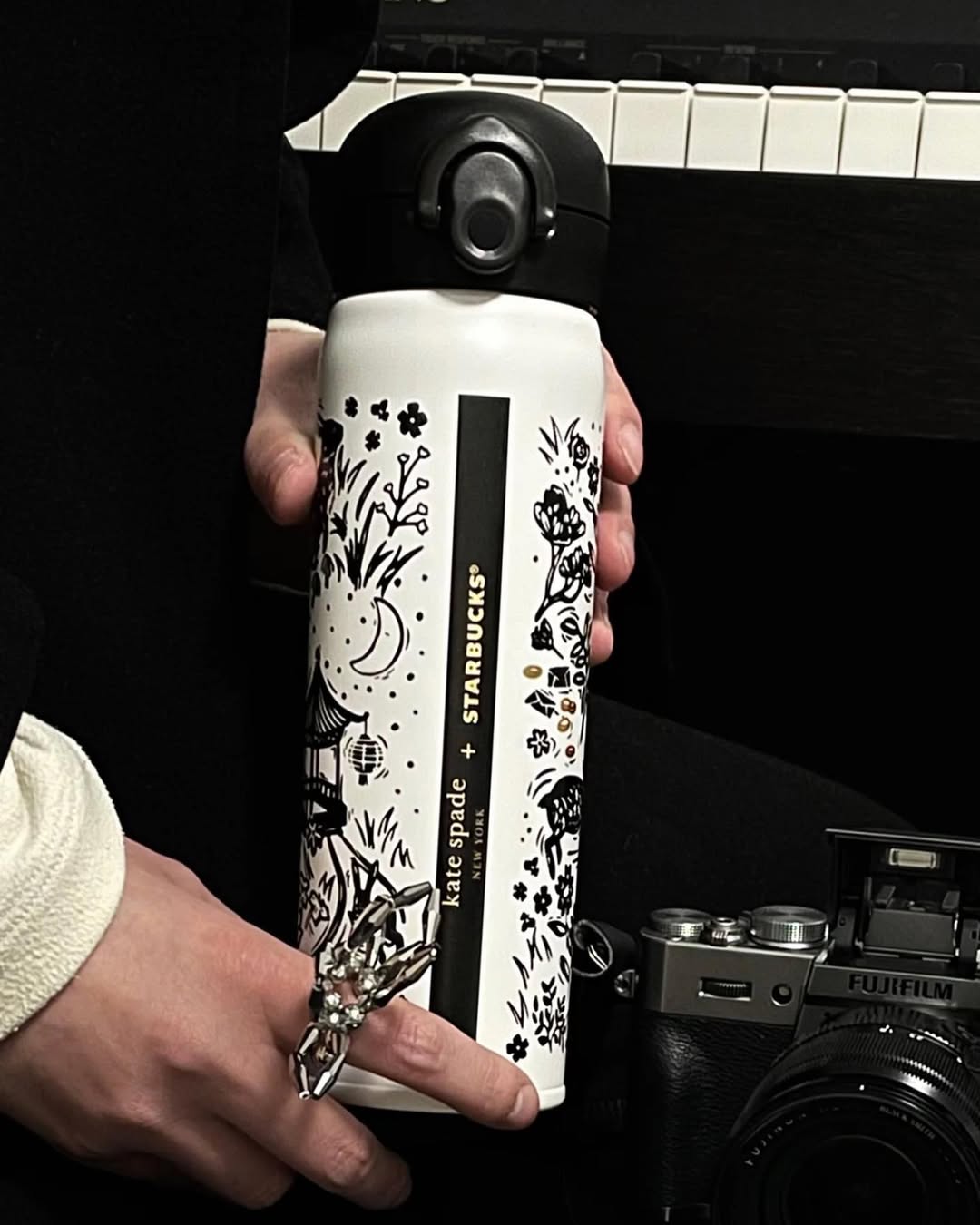 SB Insulated Tumbler - White & Black - 420ml