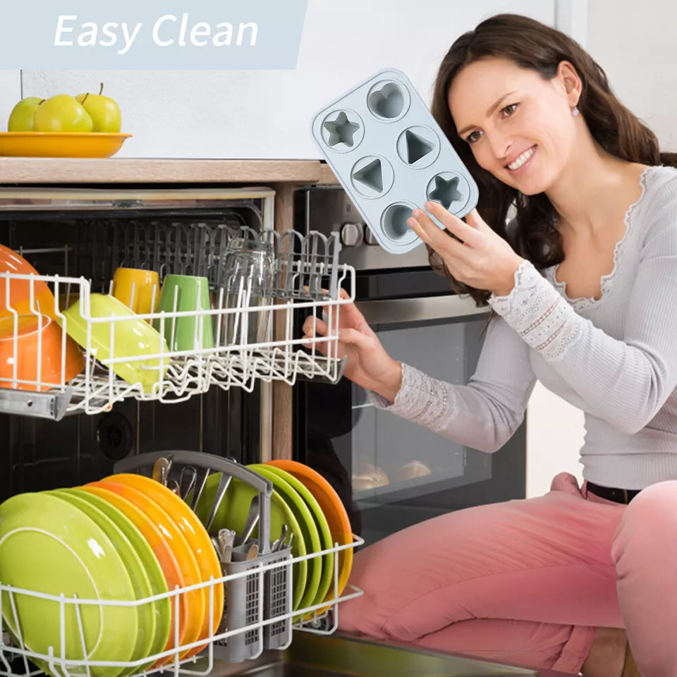 New Silicon Summer Ice Tray, 6 Hole Popsicle Mold, Reusable DIY Homemade Ice Cream Maker Tools, Ice Pole Jelly Popsicle Mold with Reusable Stick, Mini Dormitory Ice Maker for Chilling Cool Drinks