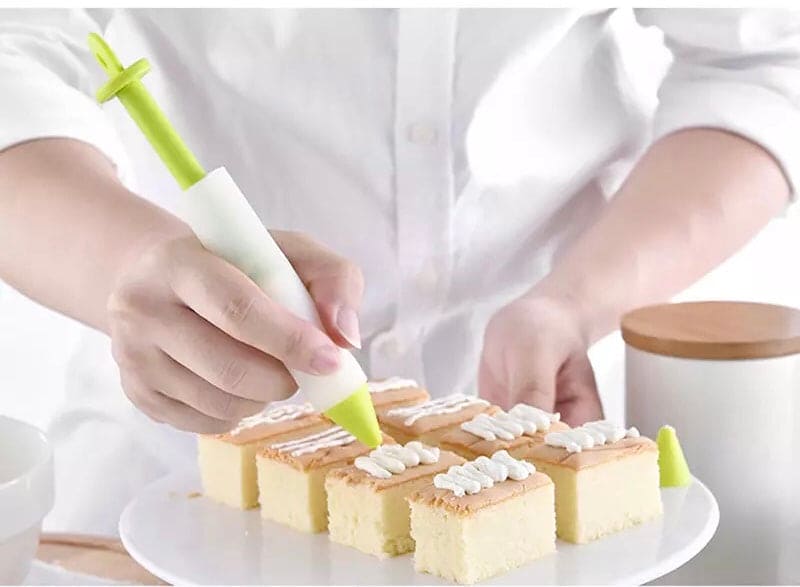 Silicone Decorative Pens, Chocolate Cookie Cake Writing Pen, Decorating Cake Molds Tool, Silicone Food Writing Pen For Dessert, Ice Cream Chocolate Decorating Pens Syringe Baking Tools