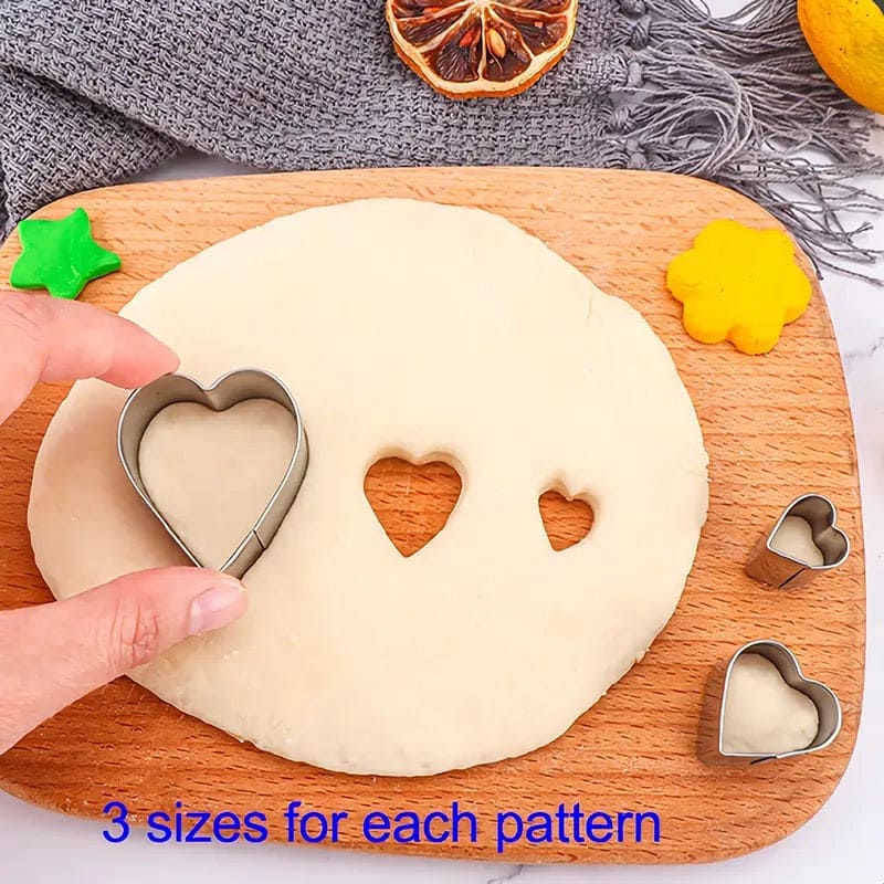 Set Of 12 Stainless Steel Cookie Cutter, Biscuit Baking Mold, Stainless Steel Cookie Mold, Biscuit Press Stamp,  Mini Shapes Fondant Cutter Set, Baking Accessories Cake Decoration Tool, Geometric Set for Biscuit Cutter