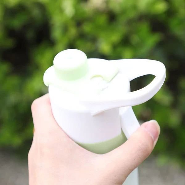 Spray Water Bottle, 700ml Fashion Cute Drinking Cup, Large Capacity Misting Water Bottle, Gradient Drinkware Travel Bottle, Outdoor Sport Fitness Water Cup
